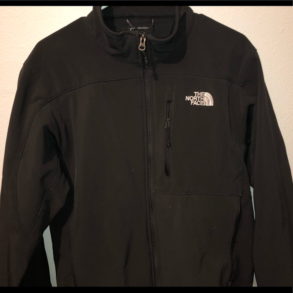 Men’s North Face Apex Jacket- Size Medium